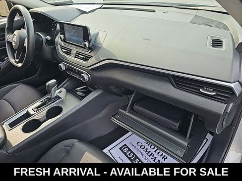 Used 2024 Nissan Altima 2.5 S image 10