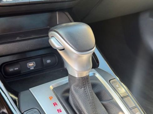 Certified 2022 Kia Forte GT-Line w/ GT-Line Premium Package FWD image 27