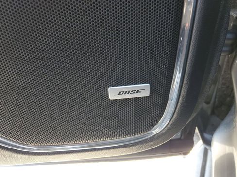 Used 2020 GMC Yukon XL SLE w/ SLE Value Package image 23