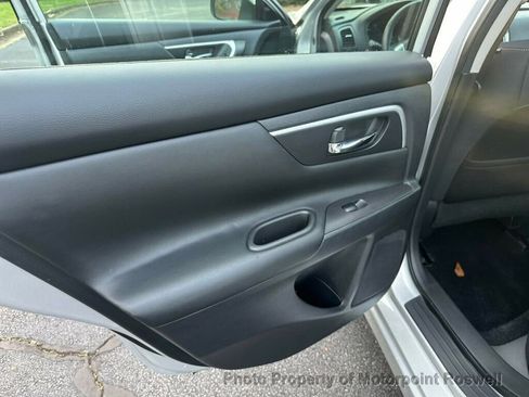 Used 2018 Nissan Altima 2.5 SV image 13