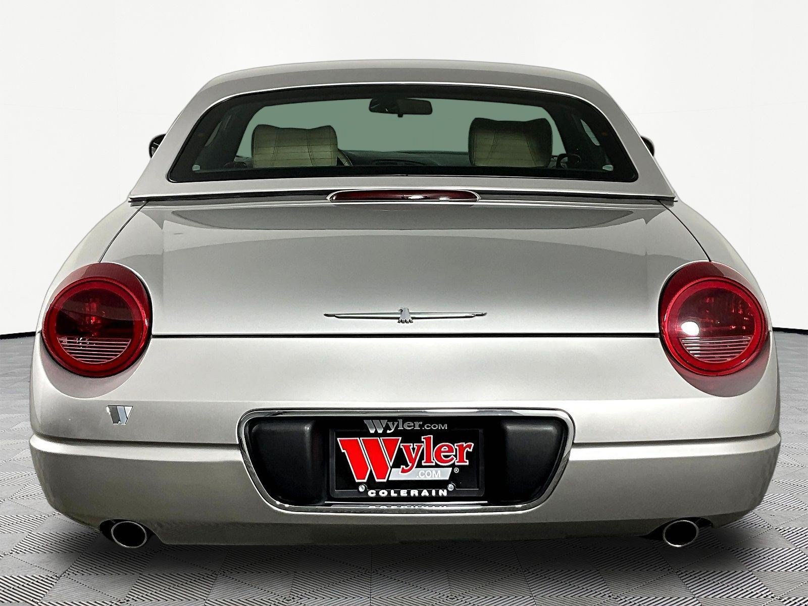 Used 2004 Ford Thunderbird RWD image 5