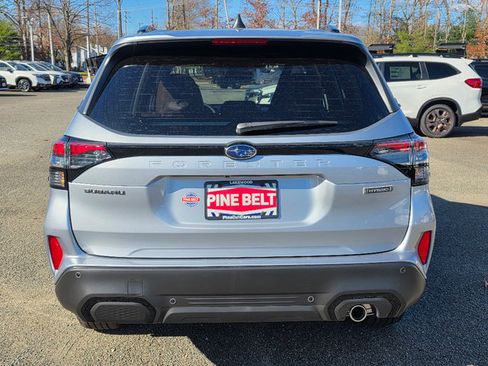 New 2025 Subaru Forester Touring AWD/4WD image 10