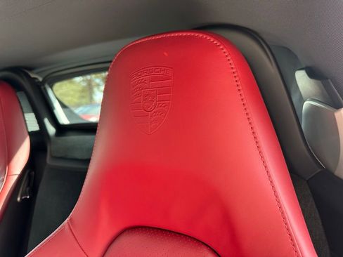 Used 2024 Porsche 718 Boxster image 24
