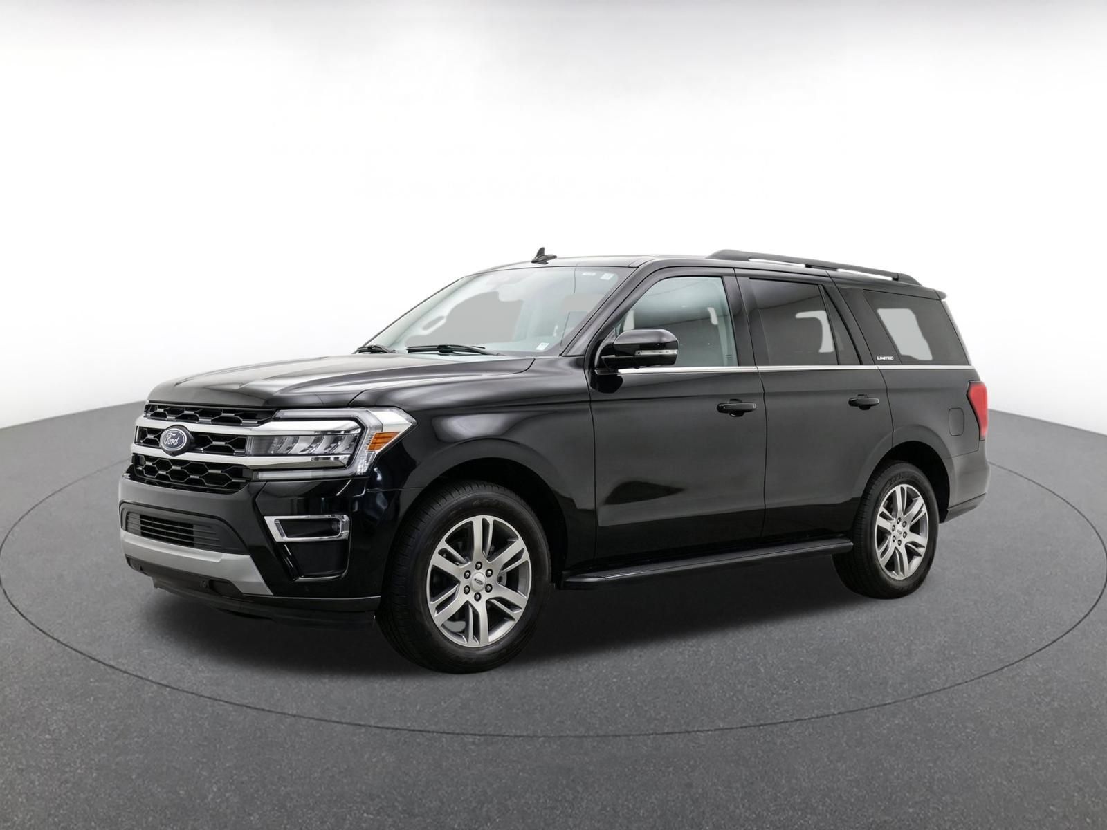 Used 2024 Ford Expedition Max Limited RWD image 3