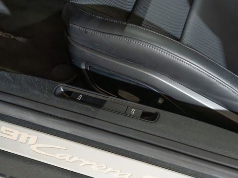 Certified 2022 Porsche 911 Carrera S RWD image 14