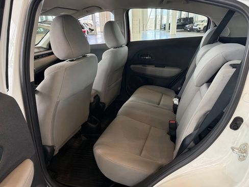 Used 2022 Honda HR-V LX image 12