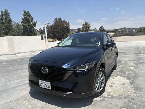 Used 2025 MAZDA CX-5 AWD 2.5 S w/ Preferred Package image 3