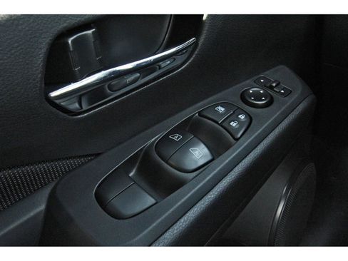 Used 2024 Nissan Kicks SV image 22