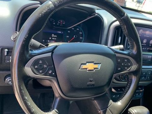 Used 2021 Chevrolet Colorado Z71 AWD/4WD image 21