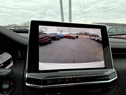 New 2026 Jeep Compass Latitude image 16