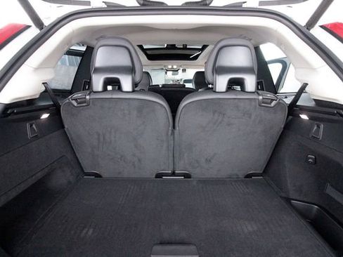 Certified 2025 Volvo XC90 B6 Plus w/ Protection Package Premier image 29