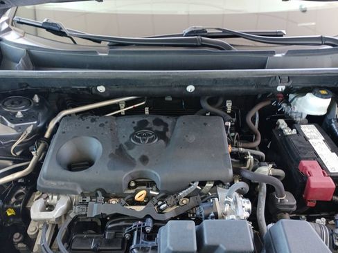 Used 2022 Toyota RAV4 LE FWD image 14