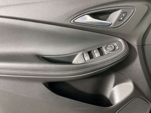 Used 2021 Buick Encore GX Preferred w/ Cold Weather Comfort Package image 24