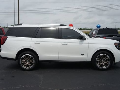 Certified 2025 Ford Expedition King Ranch AWD/4WD image 5