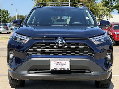 Used 2025 Toyota RAV4 XLE Premium w/ Weather Package AWD/4WD image 8