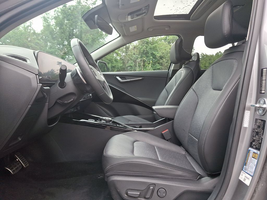 Used 2023 Kia Niro Wave w/ Wave Preserve Package FWD image 14