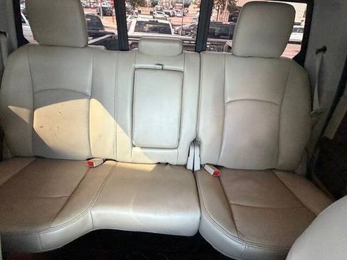 Used 2016 RAM 2500 Laramie w/ Convenience Group AWD/4WD image 13
