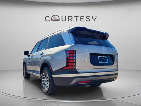 New 2026 Hyundai Palisade SEL image 2