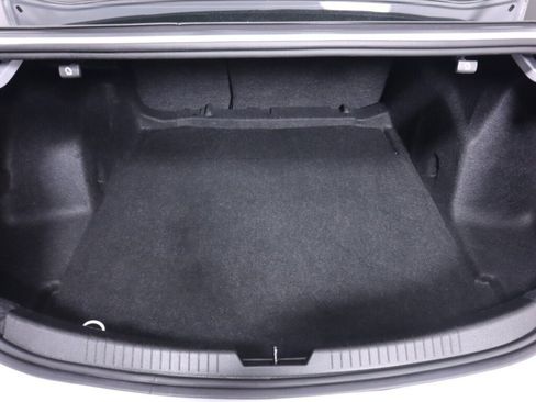 Used 2023 Chevrolet Malibu LT FWD image 31
