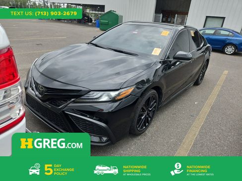Used 2023 Toyota Camry XSE FWD image 1