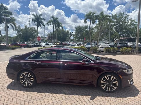 Used 2017 Lincoln MKZ Reserve w/ Climate Package FWD image 8