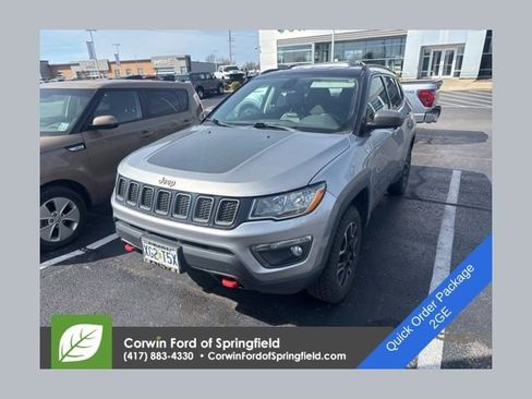 Used 2020 Jeep Compass Trailhawk image 1