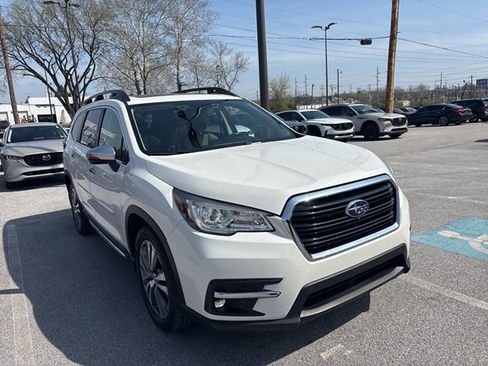 Used 2019 Subaru Ascent Touring w/ Popular Package #2 image 3