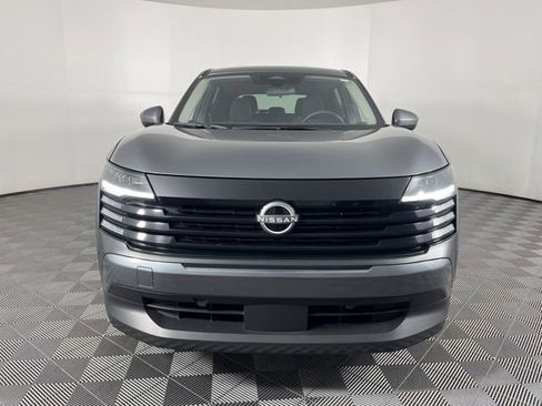Certified 2025 Nissan Kicks SV FWD image 5