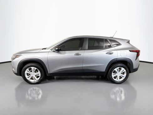 Used 2024 Chevrolet Trax LS FWD image 6