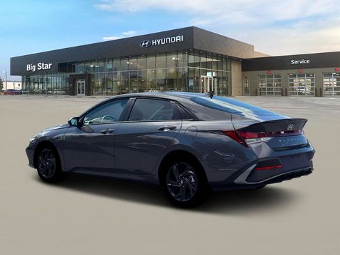 New 2026 Hyundai Elantra Sport FWD image 4
