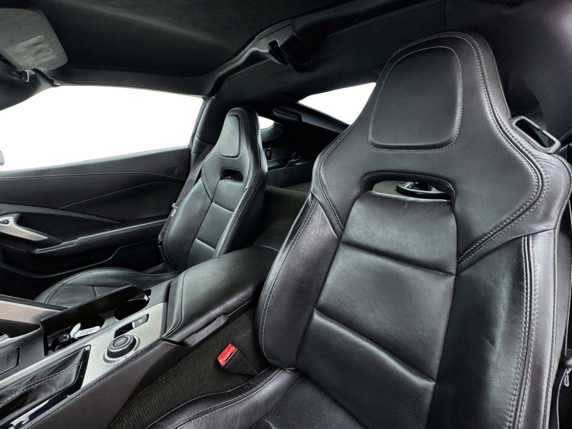 Used 2015 Chevrolet Corvette Stingray Coupe RWD image 15