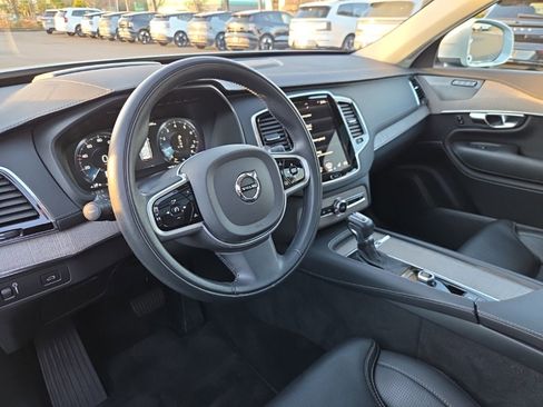 Used 2022 Volvo XC90 T6 Inscription image 7