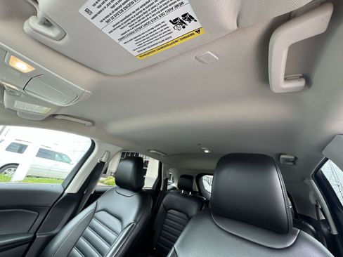 Used 2021 Ford Edge SEL AWD/4WD image 21
