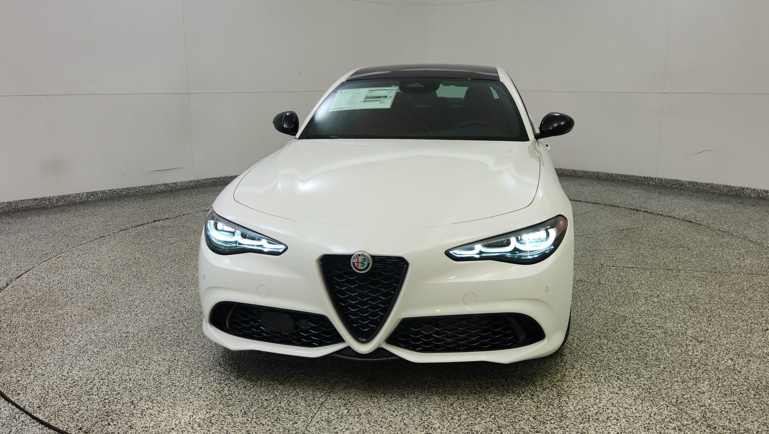 New 2025 Alfa Romeo Giulia AWD w/ Veloce Package AWD image 2