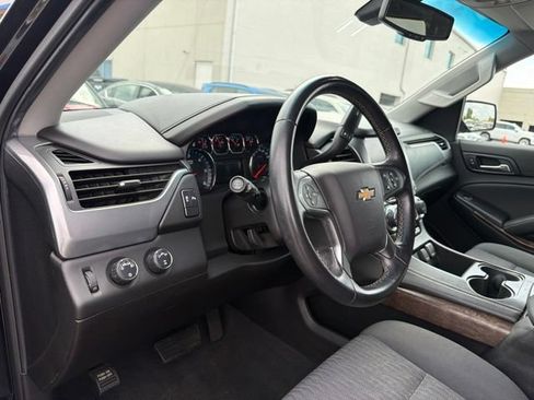 Used 2019 Chevrolet Tahoe LS AWD/4WD image 15