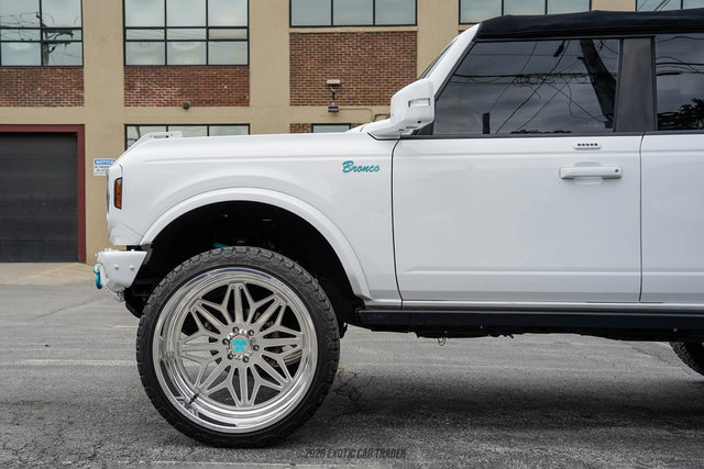 Used 2022 Ford Bronco Badlands AWD/4WD image 4