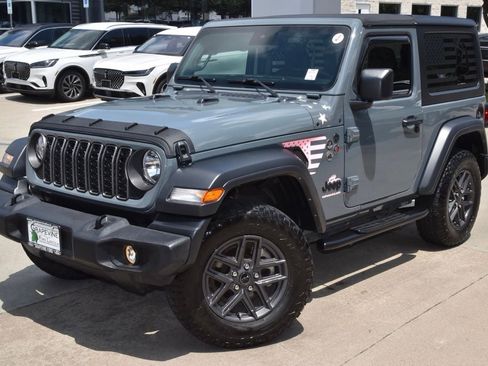Used 2024 Jeep Wrangler Sport AWD/4WD image 42