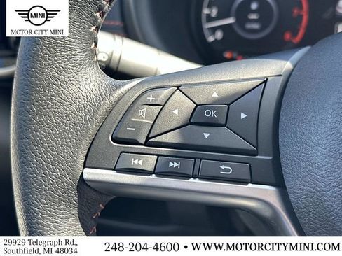 Used 2021 Nissan Kicks SR w/ Interior Electronics Package FWD image 25