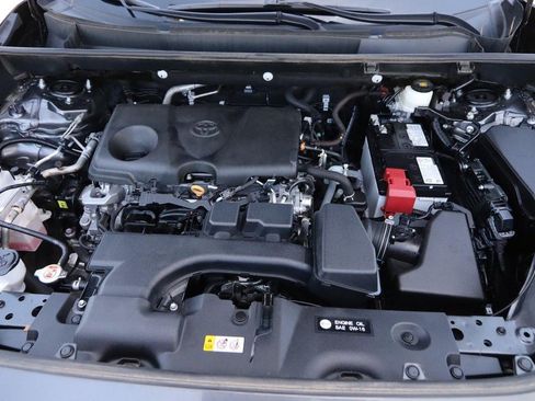 Used 2024 Toyota RAV4 XLE Premium FWD image 28
