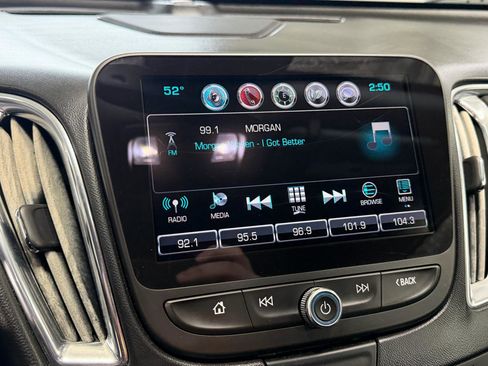 Used 2017 Chevrolet Malibu Limited LTZ w/ Leather Package FWD image 27