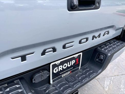 Used 2020 Toyota Tacoma TRD Sport w/ Advanced Technology Package AWD/4WD image 29