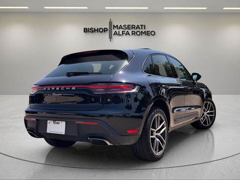 Used 2025 Porsche Macan Turbo AWD/4WD image 4