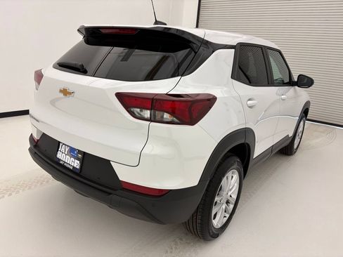New 2026 Chevrolet TrailBlazer LS w/ LS Convenience Package FWD image 17