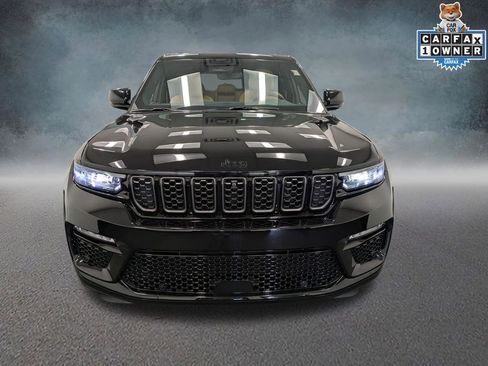 Used 2025 Jeep Grand Cherokee Summit AWD/4WD image 2