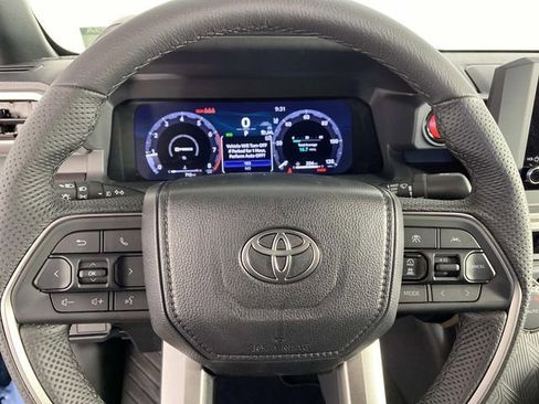Used 2026 Toyota Tacoma TRD Sport AWD/4WD image 14