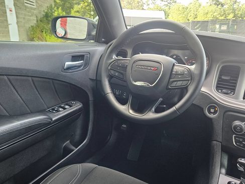 Used 2023 Dodge Charger SXT w/ Blacktop Package AWD/4WD image 9