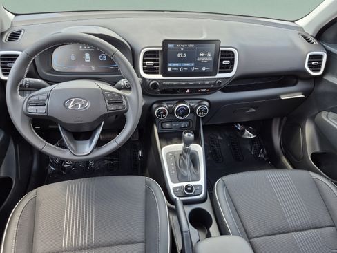 New 2026 Hyundai Venue SEL FWD image 10