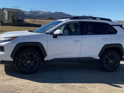 Used 2023 Toyota RAV4 Adventure image 5