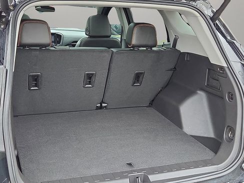 Used 2024 GMC Terrain AT4 w/ Tech Package image 8