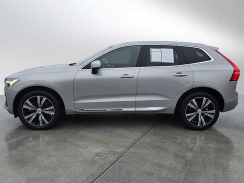 Used 2023 Volvo XC60 B5 Plus w/ Climate Package image 4